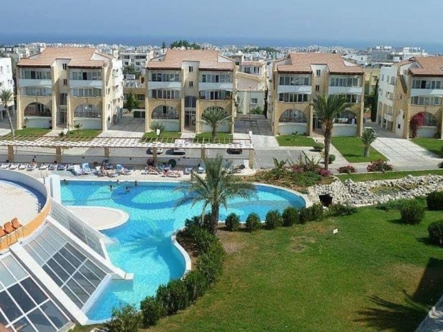 4+1 FLAT FOR SALE IN KYRENIA CENTER