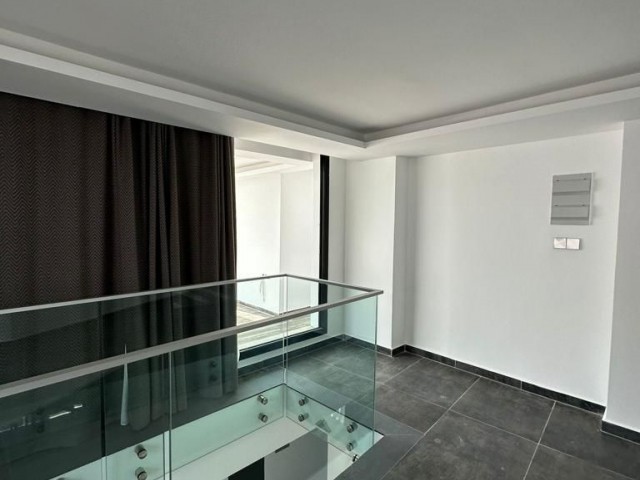 GİRNE MERKEZ'DE SATILIK 3+1 PENTHOUSE