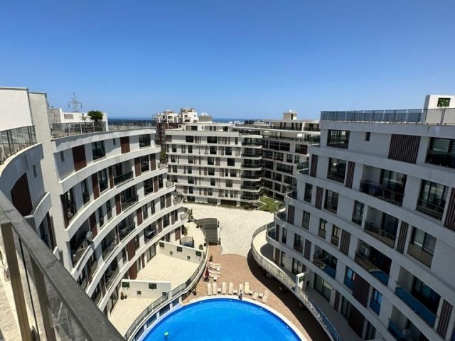 3+1 PENTHOUSE ZUM VERKAUF IM KYRENIA CENTER