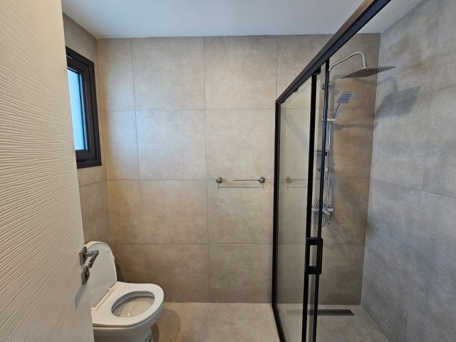 FULLY FURNISHED STUDIO FLAT FOR SALE IN ESENTEPE