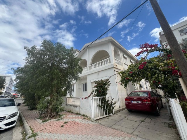 6+2 VILLA ZUM VERKAUF IN NICOSIA KIZILBAŞ GEBIET