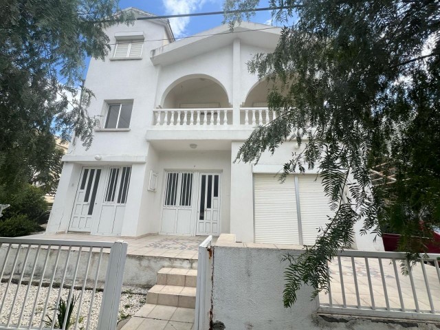 6+2 VILLA ZUM VERKAUF IN NICOSIA KIZILBAŞ GEBIET