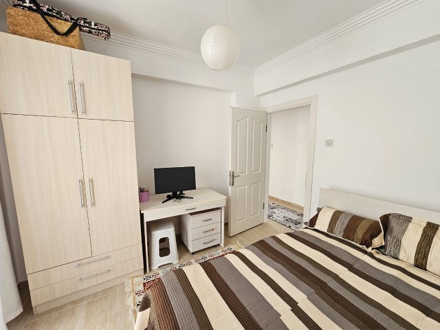 GİRNE/ALSANCAK'TA ORTAK HAVUZLU SİTE İÇERİSİNDE SATILIK 3+1 FUL EŞYALI PENTHOUSE