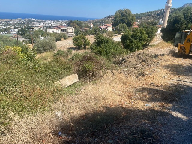 GRUNDSTÜCK ZUM VERKAUF IN GİRNE/LAPTA BAŞPINAR