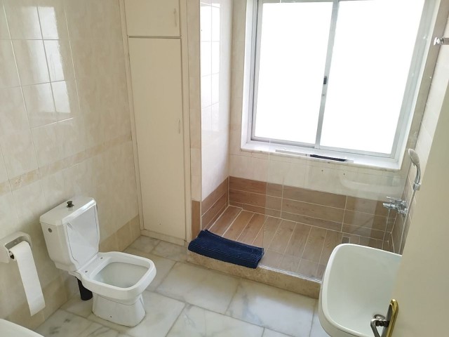 4+2 MÖBLIERTE DUPLEX-WOHNUNG ZU VERMIETEN IN NICOSIA/ORTAKÖY