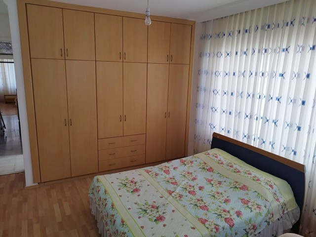 4+2 MÖBLIERTE DUPLEX-WOHNUNG ZU VERMIETEN IN NICOSIA/ORTAKÖY