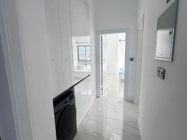 WOHNUNGEN ZU VERMIETEN MIT PRIVATEM BALKON UND POOL IN KYRENIA/KARAKUM