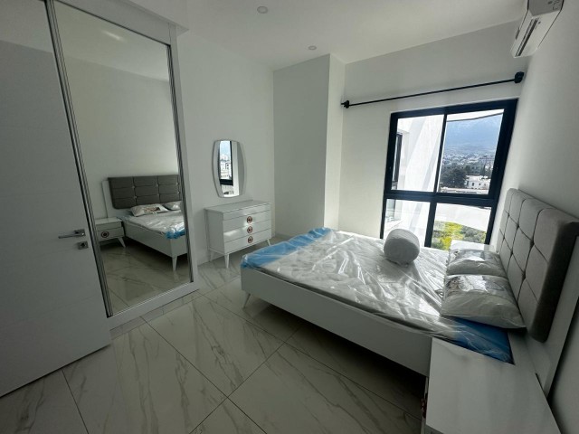 آپارتمان برای اجاره با بالکن و استخر خصوصی در گیرنه/کاراکوم