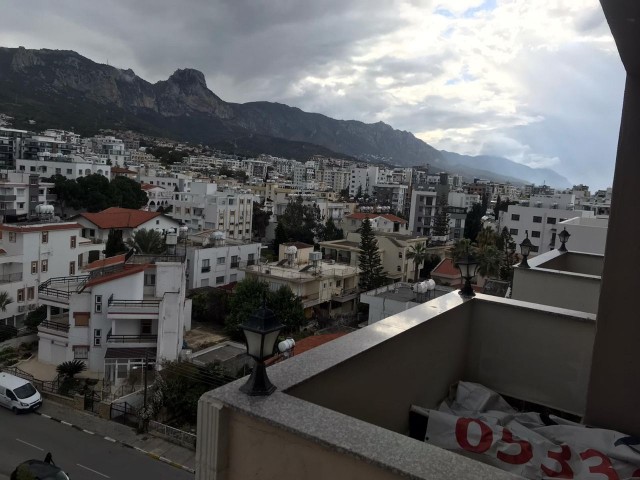 2+1 UNMÖBLIERTES PENTHOUSE ZUM VERKAUF IN KYRENIA NUSMAR