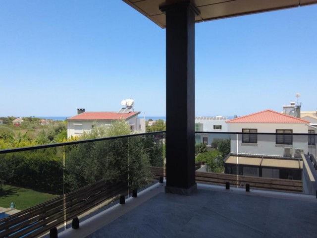 4+1 VILLAS FOR SALE IN KYRENIA/EDREMIT