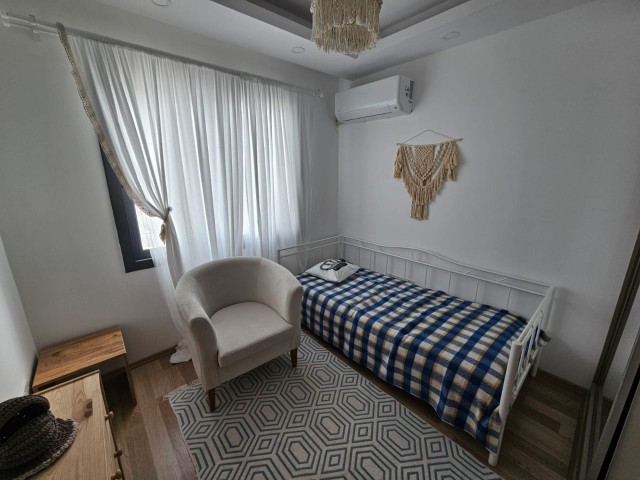 GİRNE/ALSANCAK'TA SATILIK 2+1 EŞYALI DAİRE