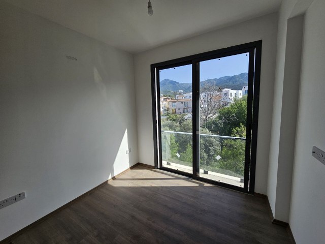 2+1 WOHNUNG ZUM VERKAUF IN GIRNE/ALSANCAK