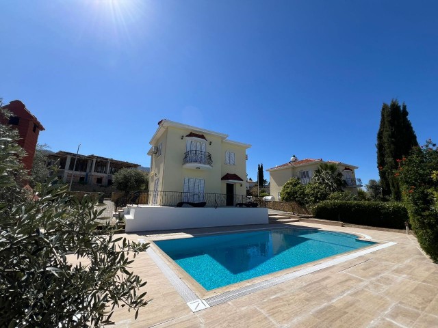 3+1 MÖBLIERTE/UNMÖBLIERTE VILLA ZU VERMIETEN IN KYRENIA/ILGAZ