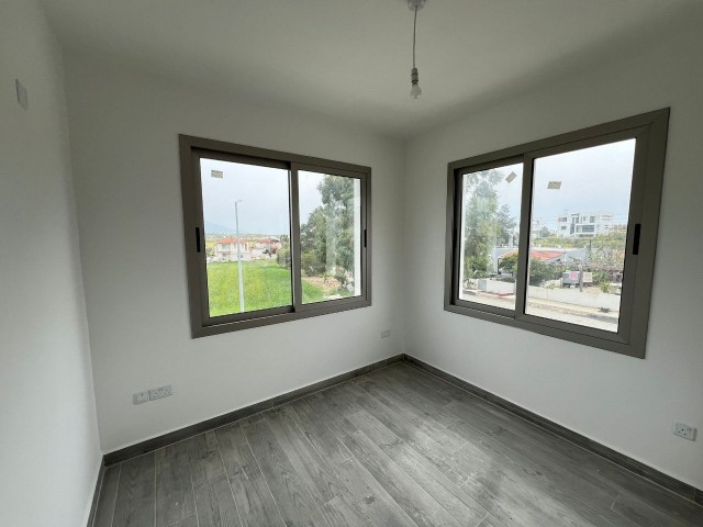 2+1 WOHNUNG ZUM VERKAUF IN KYRENIA/BOĞAZ