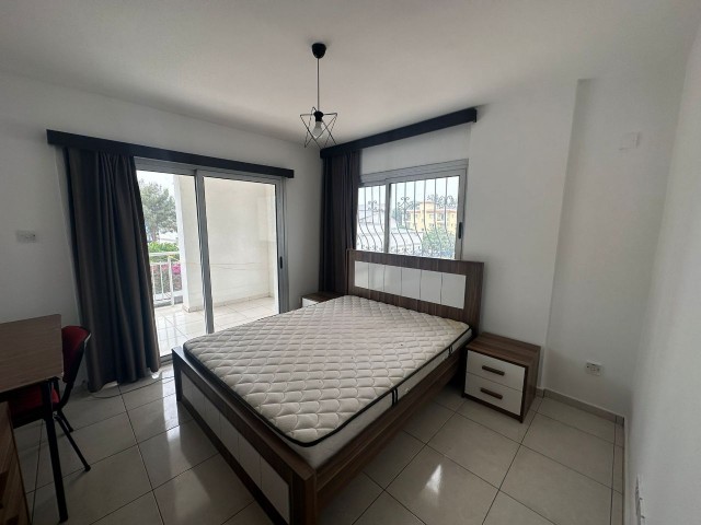 LEFKOŞA/YENİŞEHİR'DE KİRALIK 4+1 EŞYALI DAİRE