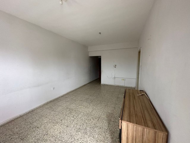 LEFKOŞA/ORTAKÖY'DE SATILIK 2+1 DAİRE