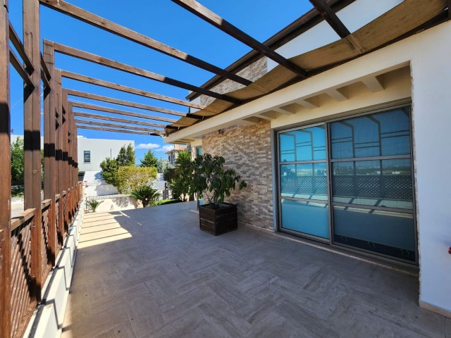 ULTRA-LUXUS-4+2-VILLA ZUM VERKAUF IN NICOSIA/METEHAN