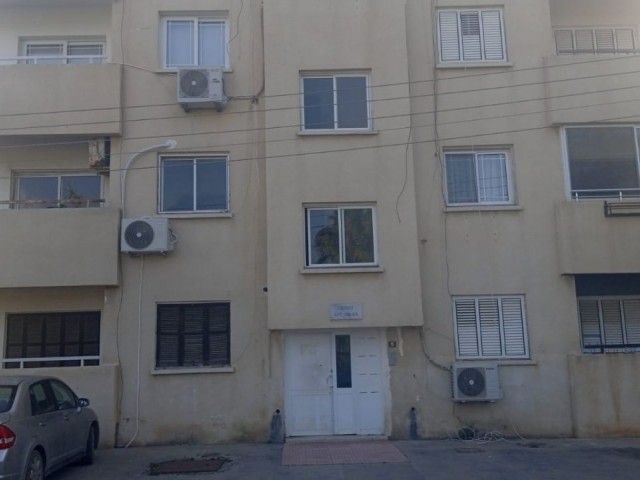 LEFKOŞA/ORTAKÖY'DE 3+1 CUMHURİYET PARKINA BAKAN TÜRK KOÇANLI DAİRE