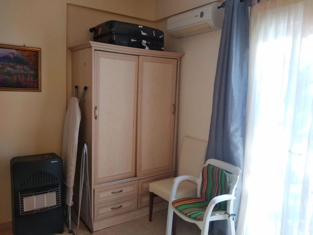 3+1 FURNISHED FLAT FOR SALE IN A SITE WITH SHARED POOL IN KYRENIA/LAPTA