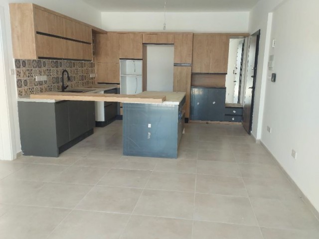 2+1 NEW FLAT FOR SALE IN KYRENIA/ALSANCAK