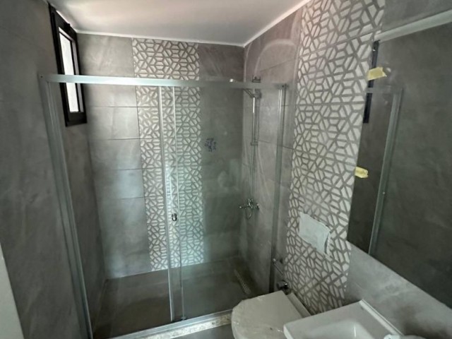 2+1 FLAT FOR SALE IN KYRENIA CENTER