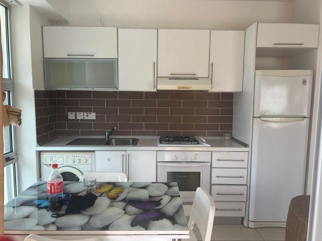 2+1 PENTHOUSE ZUM VERKAUF IM ZENTRALEN NUSMAR-MARKTGEBIET VON KYRENIA