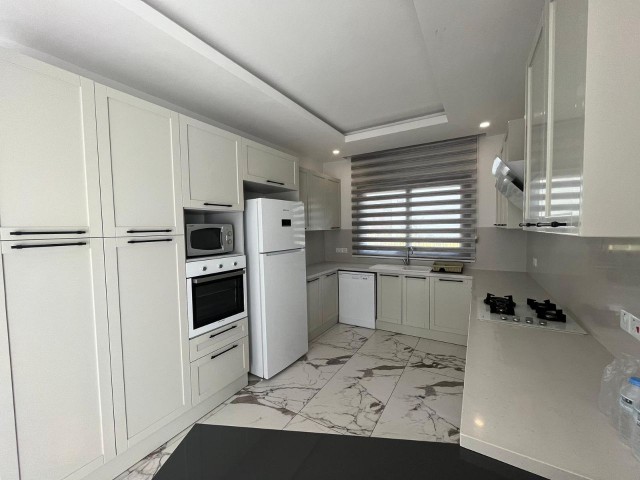 3+1 MÖBLIERTE VILLA ZU VERMIETEN IN GIRNE/ÇATALKÖY