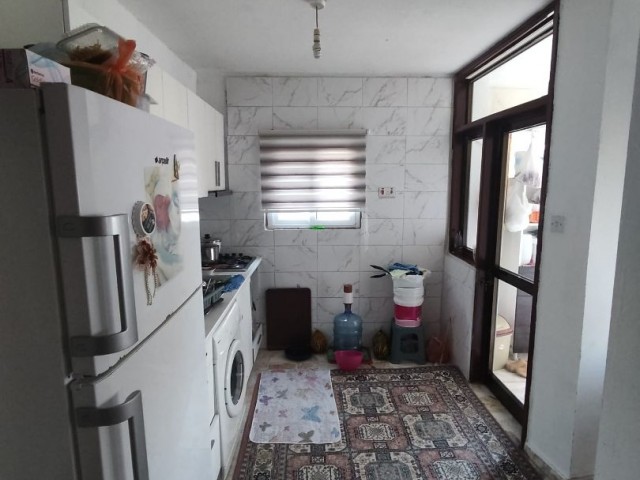 2+1 FURNISHED FLAT FOR SALE BEHIND KYRENIA LORDS PALACE HOTEL