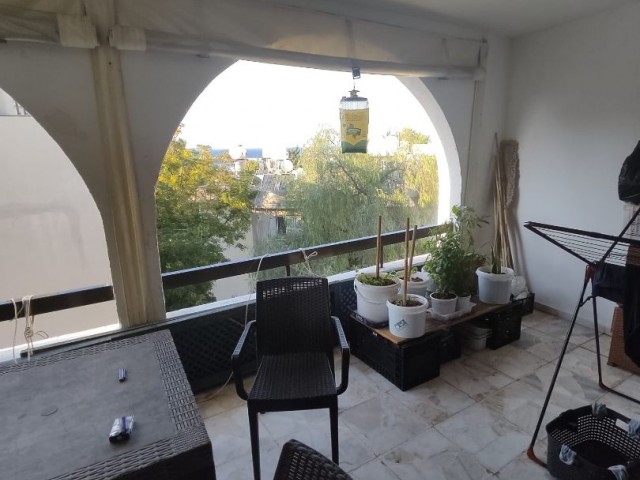 2+1 FURNISHED FLAT FOR SALE BEHIND KYRENIA LORDS PALACE HOTEL