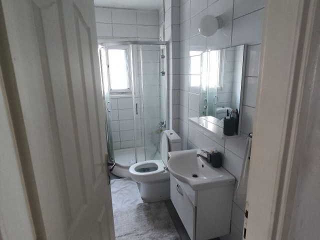 2+1 FURNISHED FLAT FOR SALE BEHIND KYRENIA LORDS PALACE HOTEL