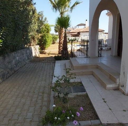 Villa To Rent in Lapta, Kyrenia