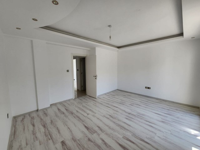 GİRNE NUSMAR MARKET BÖLGESİNDE SATILIK 3+1 DUBLEKS PENTHOUSE