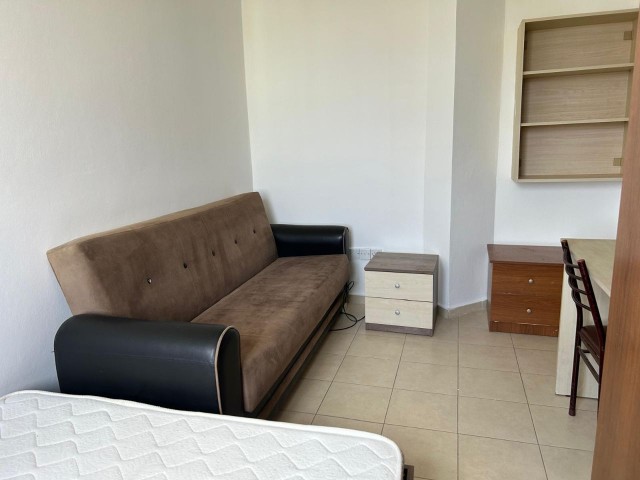 LEFKOŞA/KÜÇÜK KAYMAKLI MERKEZDE KİRALIK 1+1 EŞYALI DAİRE