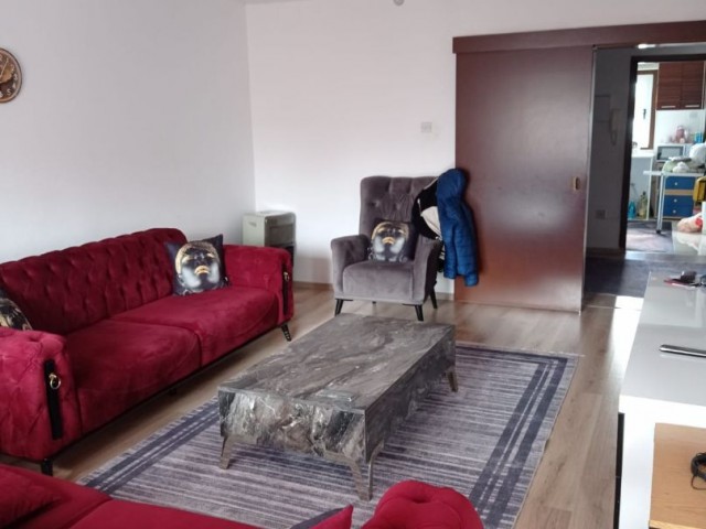 LEFKOŞA/DEREBOYU'NDA SATILIK 2+1 DAİRE