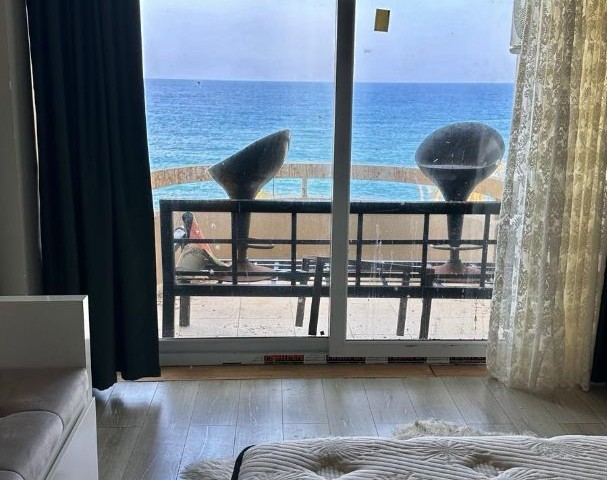 3+1 LUXURY FLAT FOR SALE IN KYRENIA CENTER WITH FULL SEA VIEW IN A PERFECT LOCATION