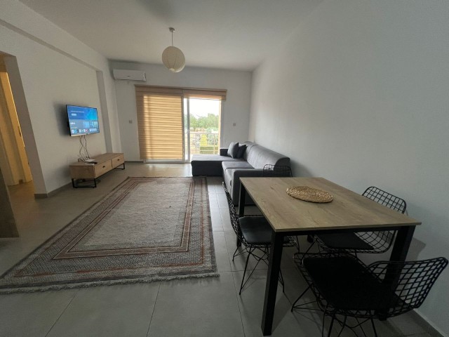 2+1 KOMPLETT MÖBLIERTE WOHNUNG ZU VERMIETEN IN NICOSIA/GÖNYELİ CENTER