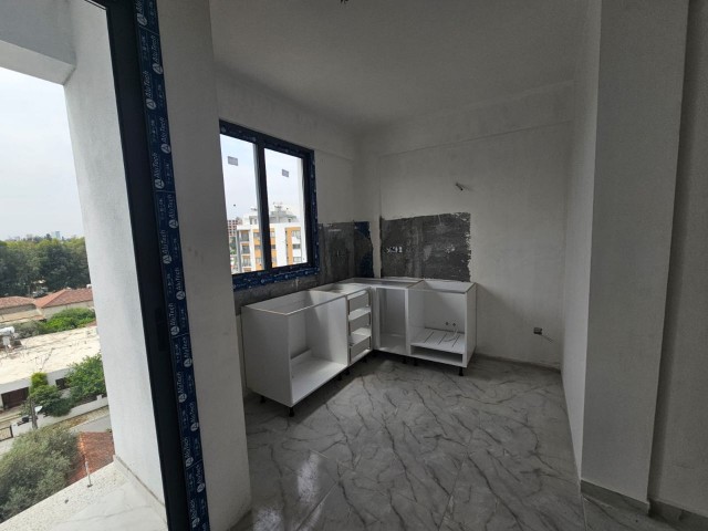 2+1 WOHNUNGEN ZUM VERKAUF IN NICOSIA/YENİŞEHİR