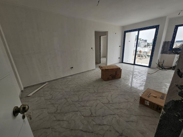 2+1 WOHNUNGEN ZUM VERKAUF IN NICOSIA/YENİŞEHİR