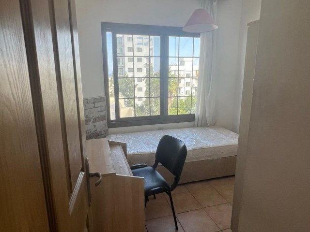 Penthouse To Rent in Yukarı Girne, Kyrenia
