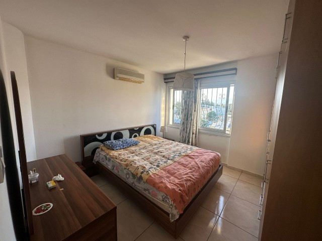 2+1 MÖBLIERTES PENTHOUSE ZU VERMIETEN IN NICOSIA/YENİŞEHİR