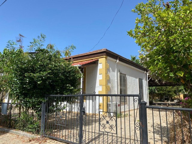 4+1 DETACHED HOUSE FOR RENTAL WITH HIGH COMMERCIAL VALUE SUITABLE FOR CAFE/RESTAURANT/BAR CONSTRUCTI