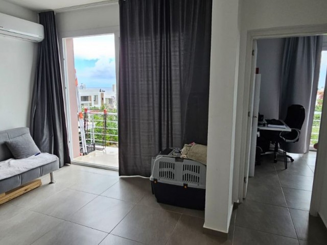 GİRNE/ LAPTADA SATILIK 2+1 EŞYALI PENTHOUSE