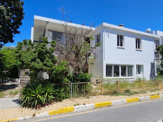 4+1 FLAT FOR SALE IN KYRENIA 19 MAYIS TMK AREA