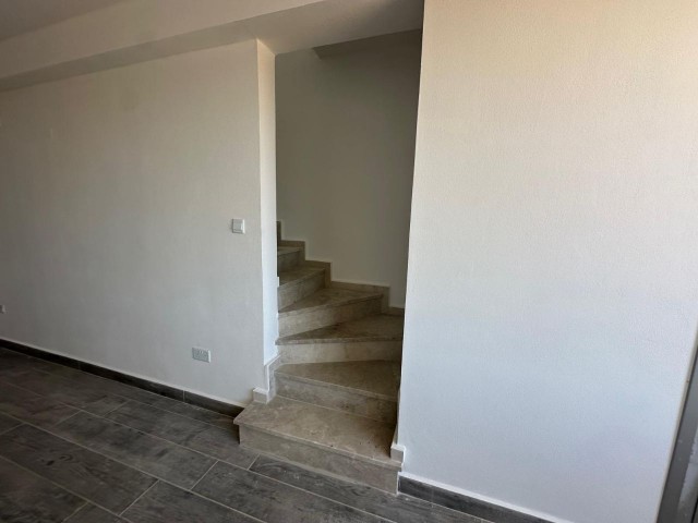 DUPLEX 2+1 FLAT FOR SALE IN KYRENIA/BOĞAZ