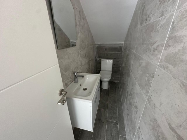 DUPLEX 2+1 FLAT FOR SALE IN KYRENIA/BOĞAZ