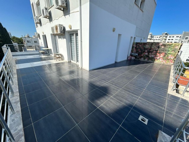 2+1 PENTHOUSE FOR RENT IN KYRENIA LORDS PALACE HOTEL AREA