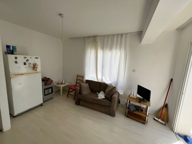 1+1 FLAT FOR RENT IN GİRNE/KARAOĞLANOĞLU FOR FEMALE STUDENTS OR FEMALE EMPLOYEES ONLY
