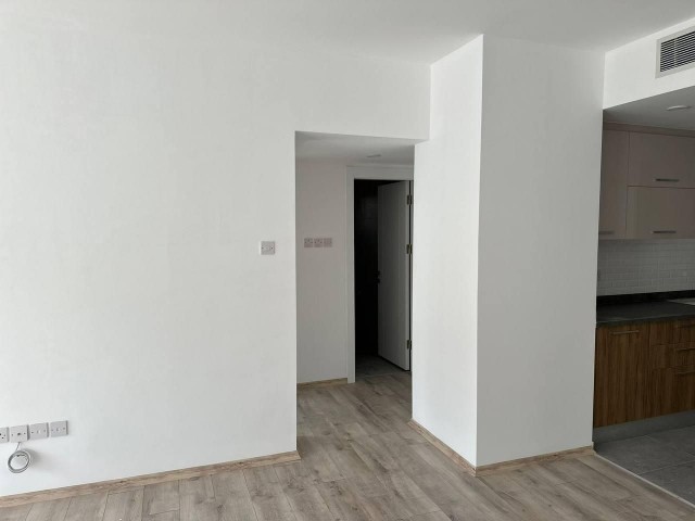 2+1 FLAT FOR SALE WITHIN THE SITE IN GIRNE/ALSANCAK