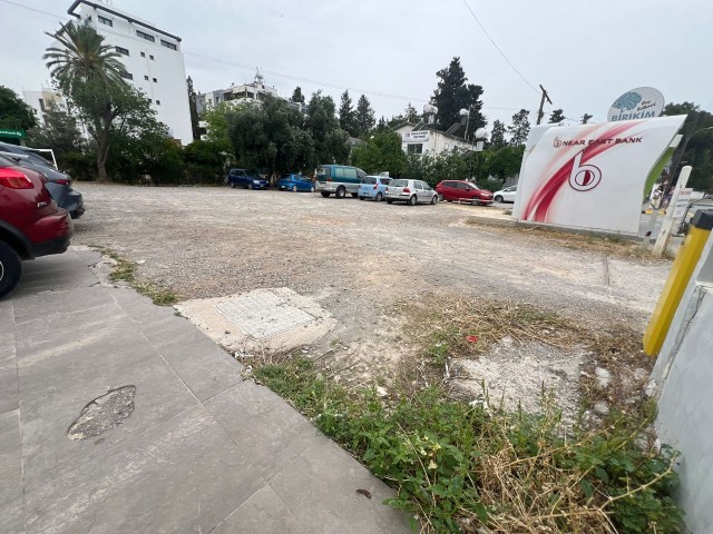 GRUNDSTÜCK/PARKPLATZ ZUR VERMIETUNG GALERIE IN NICOSIA/YENİŞEHİR