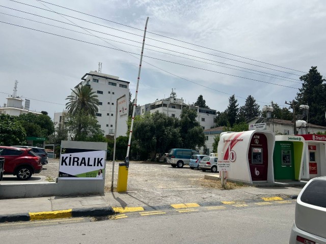 GRUNDSTÜCK/PARKPLATZ ZUR VERMIETUNG GALERIE IN NICOSIA/YENİŞEHİR